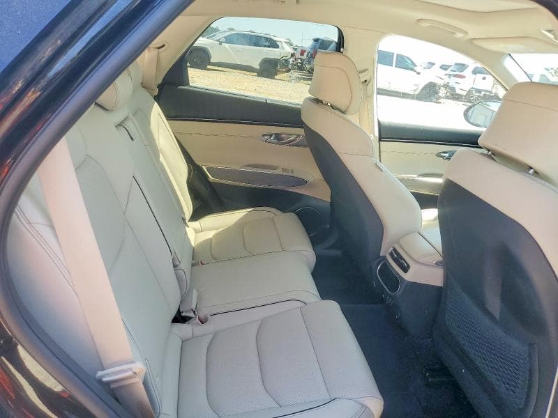 2023 GENESIS GV70 2.5T STANDARD 10