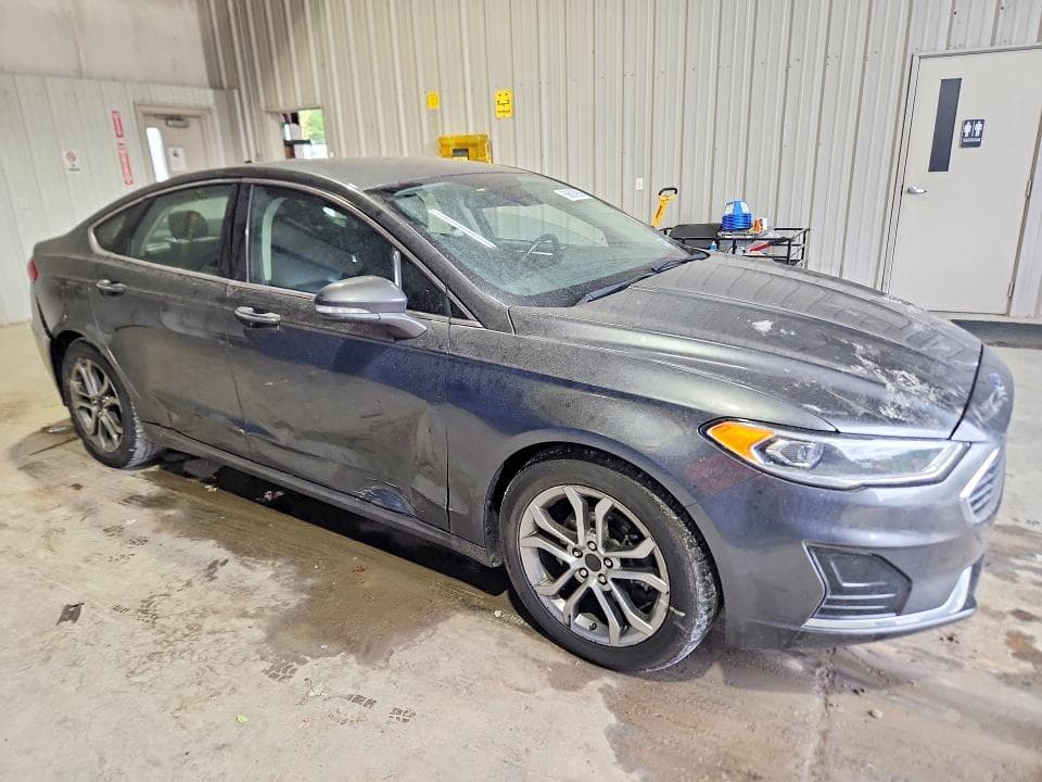 2019 FORD FUSION SEL 4