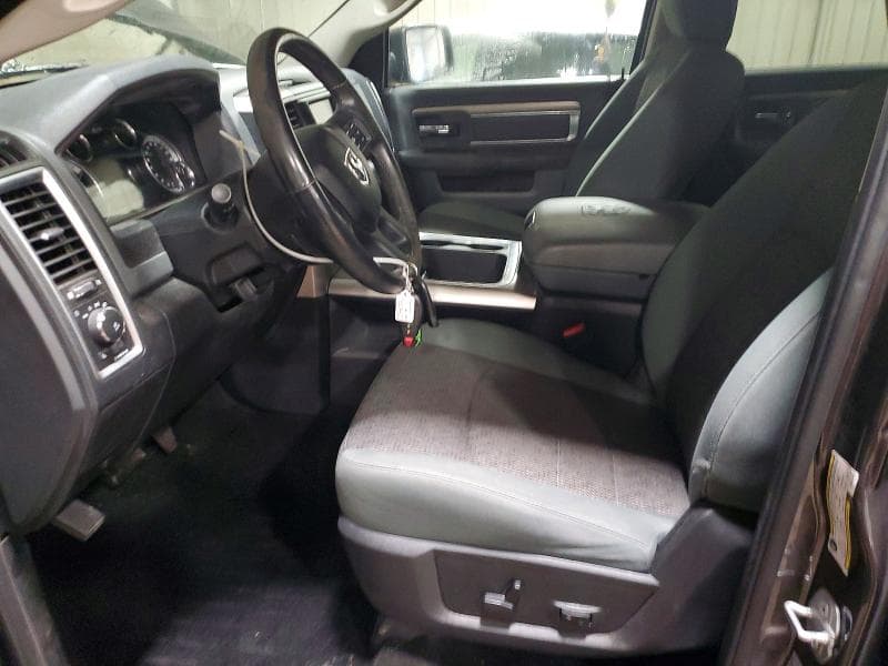 2017 RAM 1500 SLT 7