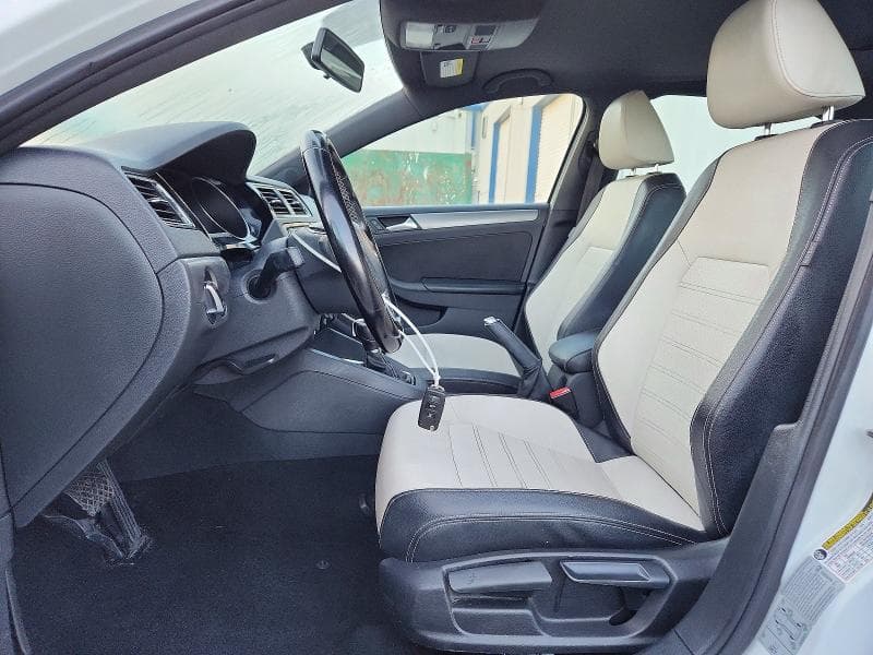 2017 VOLKSWAGEN JETTA SPORT 7