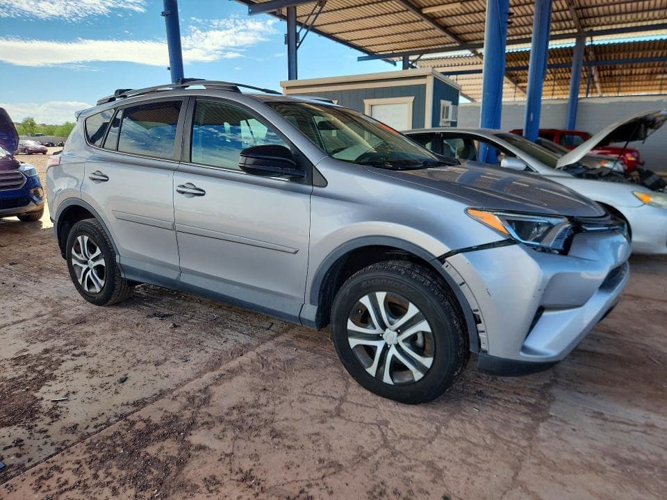 2017 TOYOTA RAV4 LE 4