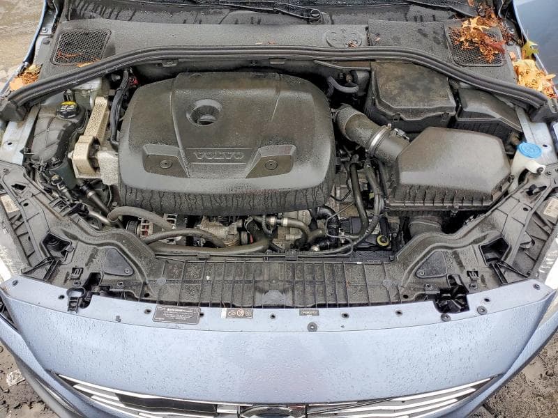 2018 VOLVO S60 PLATINUM 11