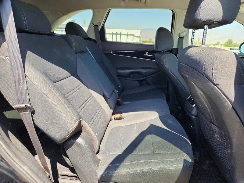 2020 KIA SORENTO L 11