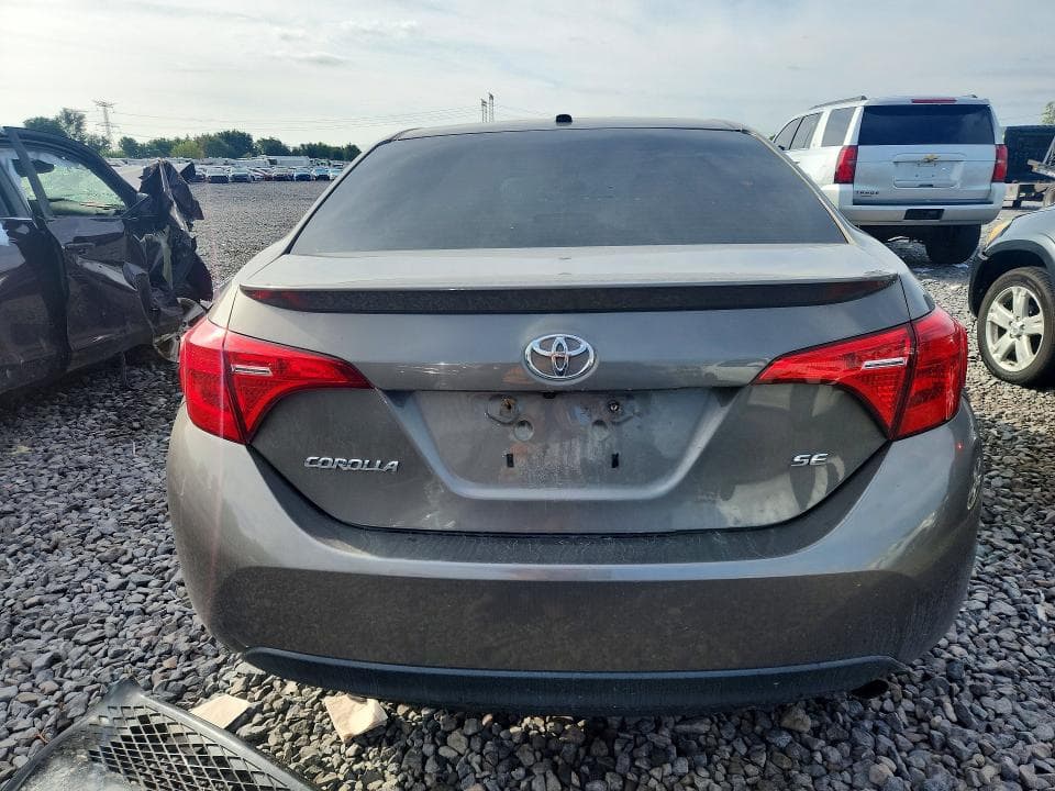 2017 TOYOTA COROLLA SE 6