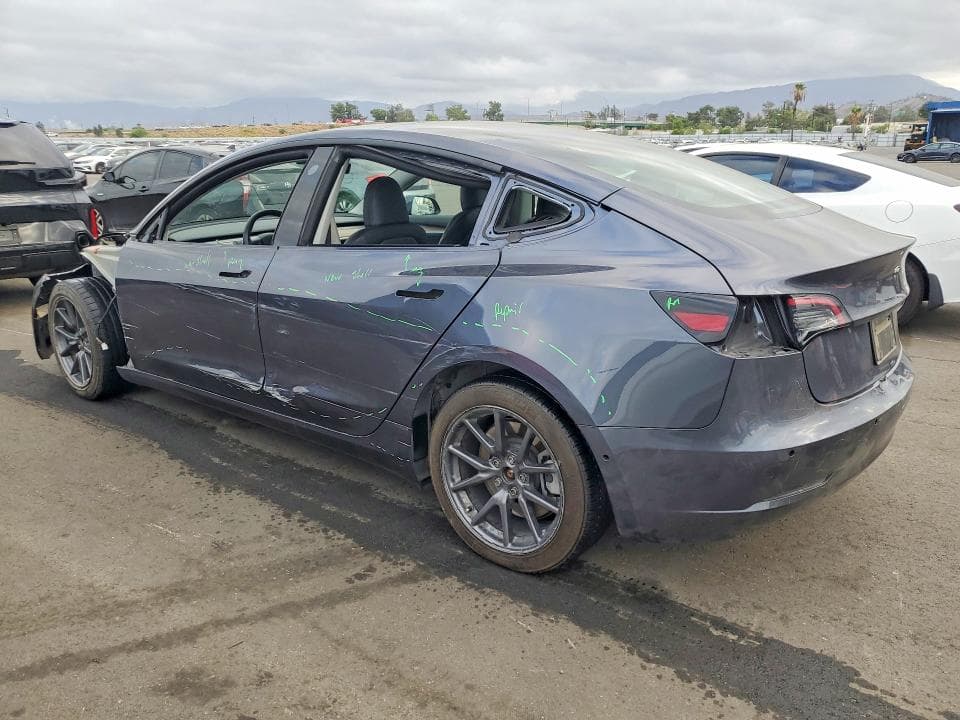 2023 TESLA MODEL 3 2