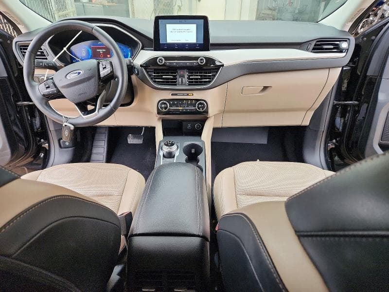 2021 FORD ESCAPE SEL 8