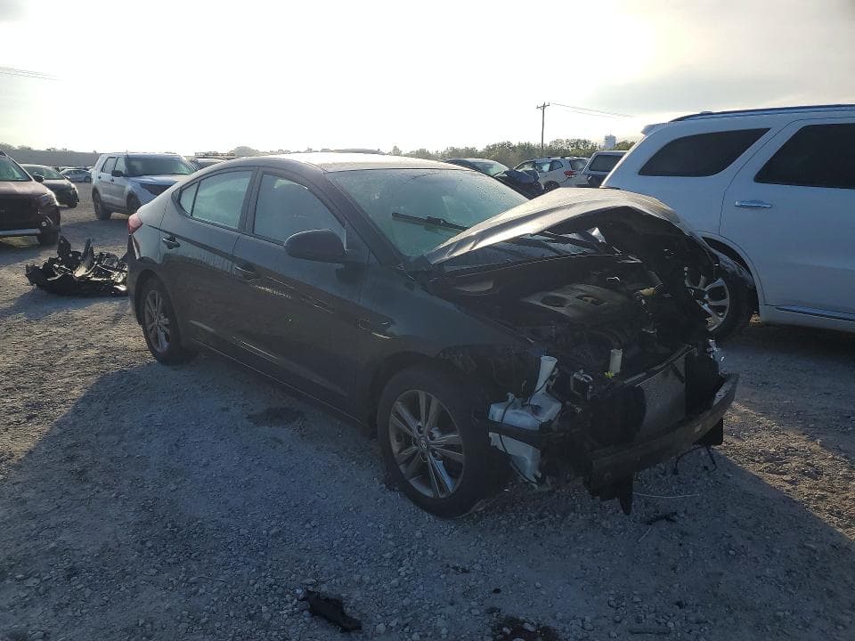 2018 HYUNDAI ELANTRA SEL 4