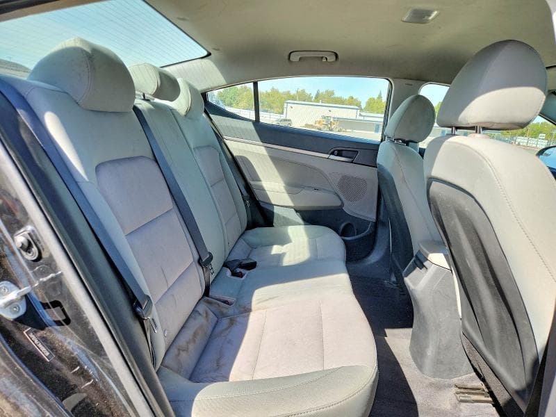 2017 HYUNDAI ELANTRA SE 10
