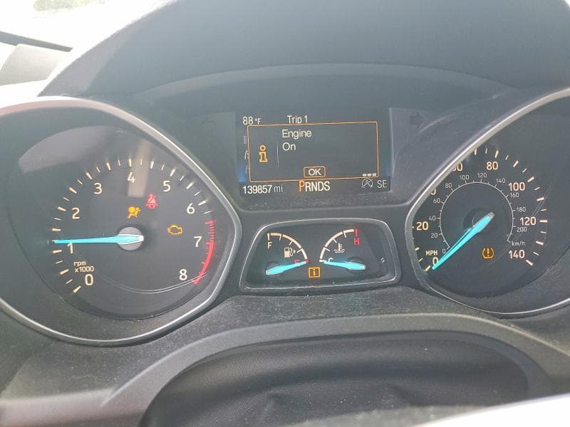 2017 FORD ESCAPE SE 9