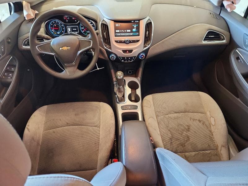 2017 CHEVROLET CRUZE LS 8