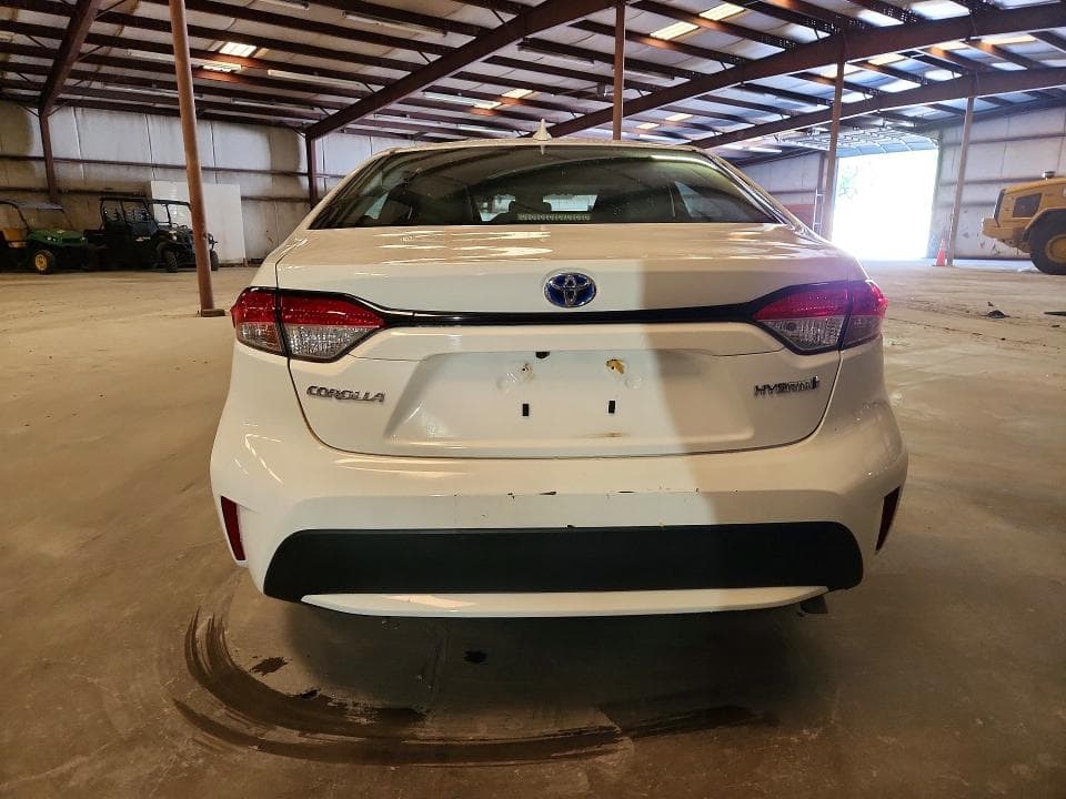 2021 TOYOTA COROLLA LE 6