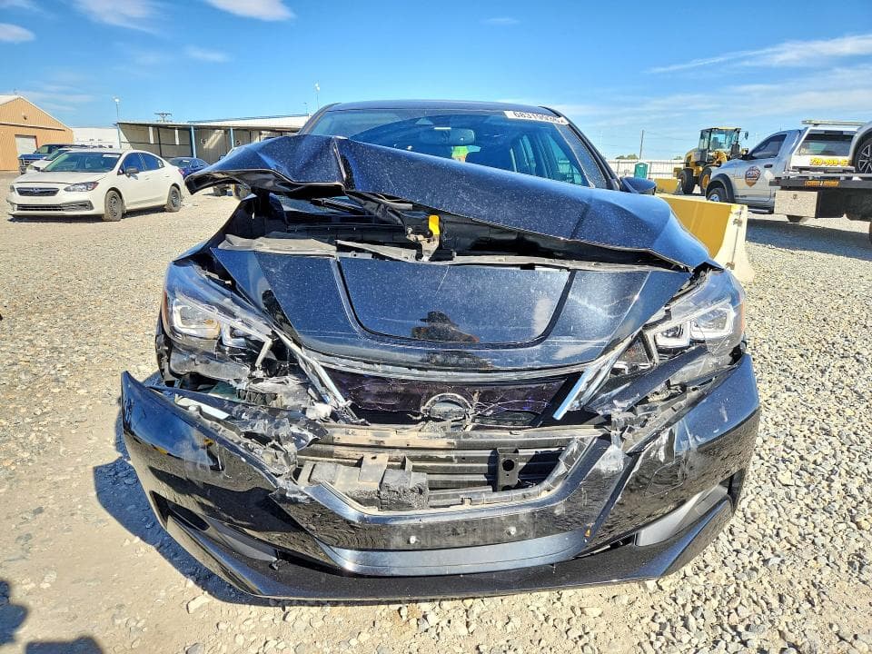2019 NISSAN LEAF SV 5