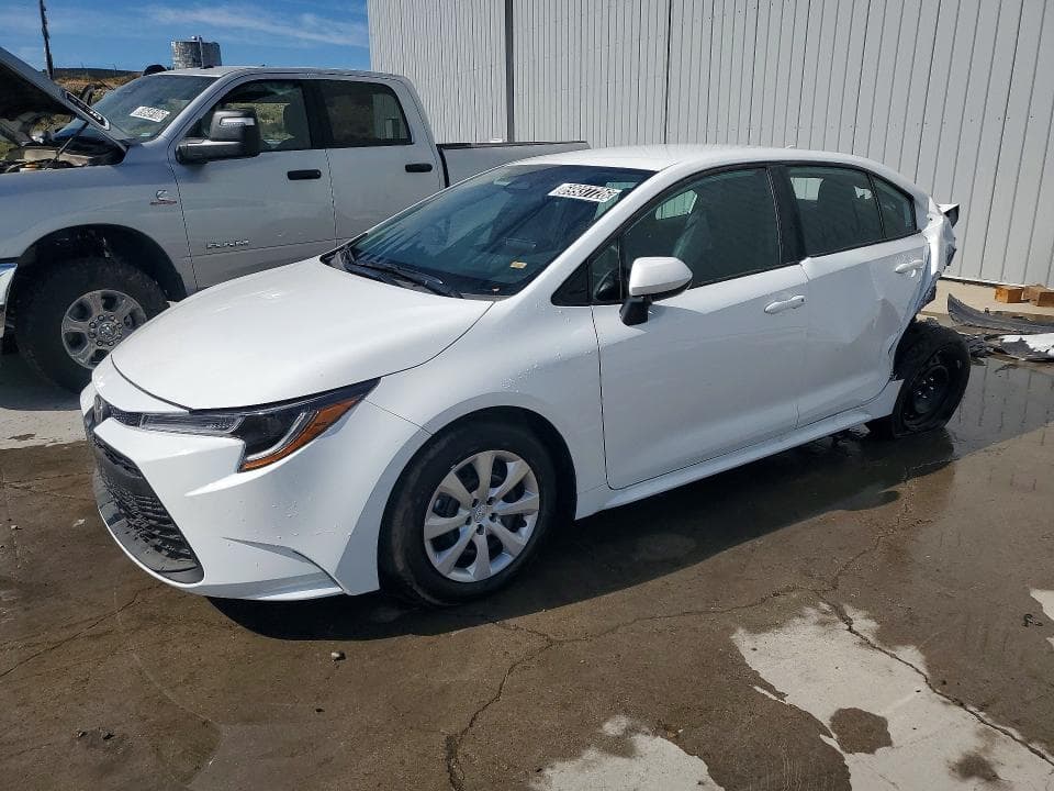 2026 TOYOTA COROLLA LE