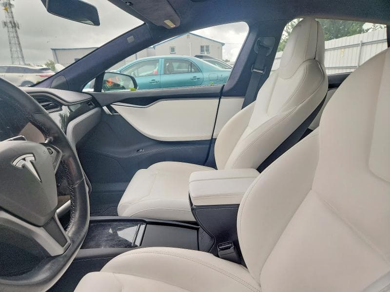 2020 TESLA MODEL S 7