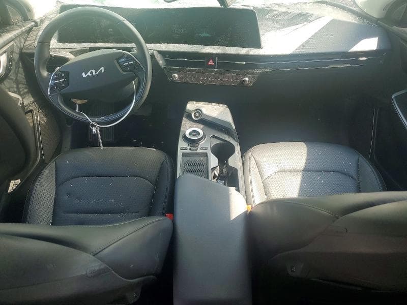 2024 KIA EV6 WIND 8