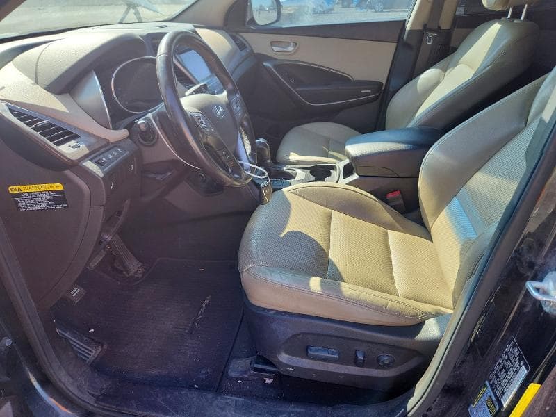 2017 HYUNDAI SANTA FE SE 7