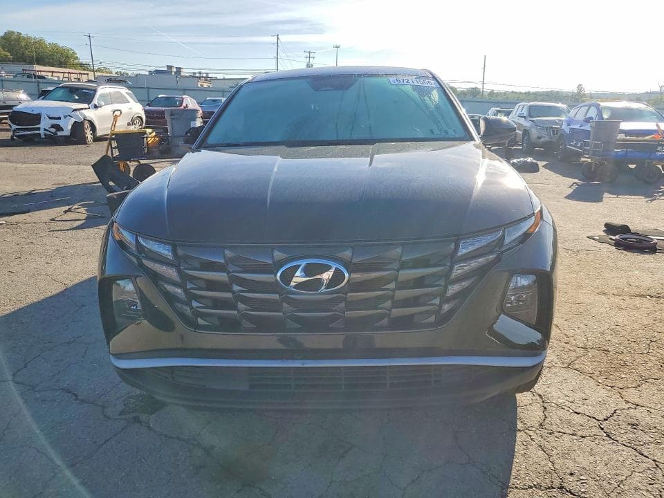 2022 HYUNDAI TUCSON SE 5