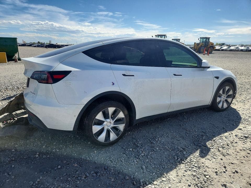 2022 TESLA MODEL Y 3