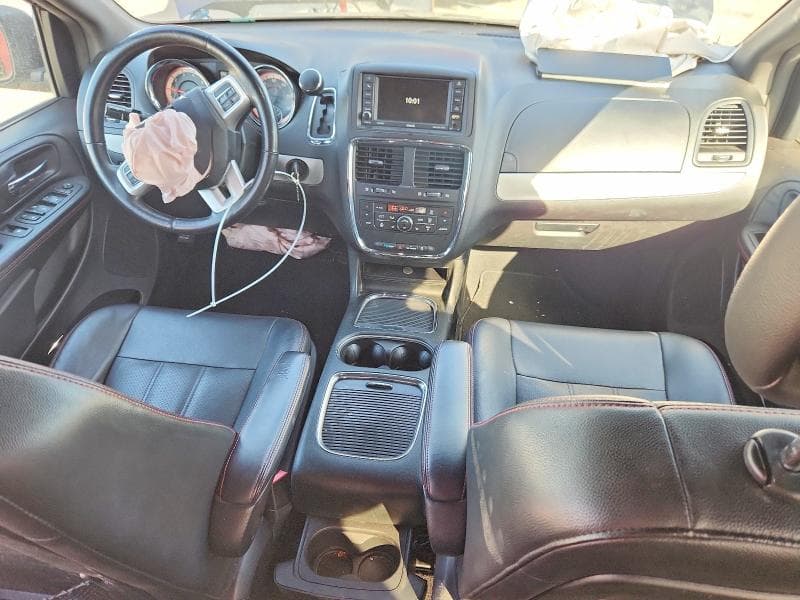 2017 DODGE GRAND CARAVAN GT 8