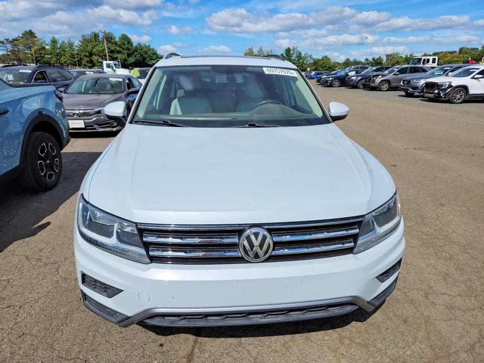 2019 VOLKSWAGEN TIGUAN SE 5