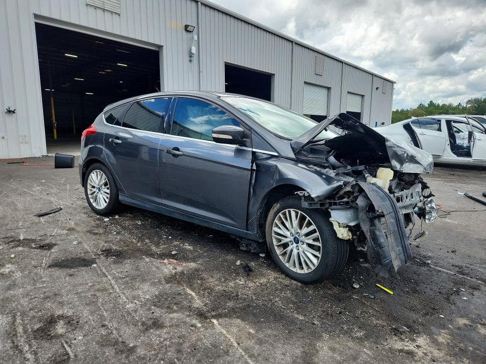 2018 FORD FOCUS TITANIUM 4