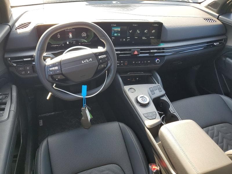 2026 KIA SPORTAGE X LINE 8