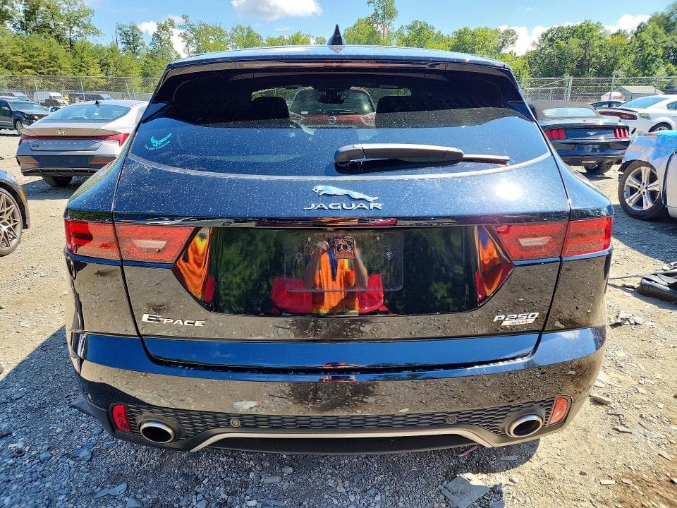 2018 JAGUAR E-PACE SE 6