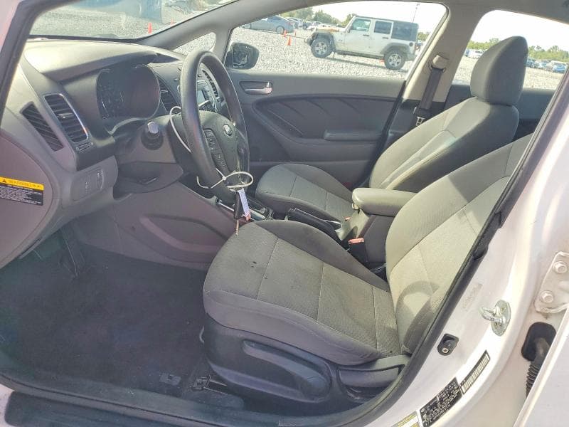 2017 KIA FORTE LX 7
