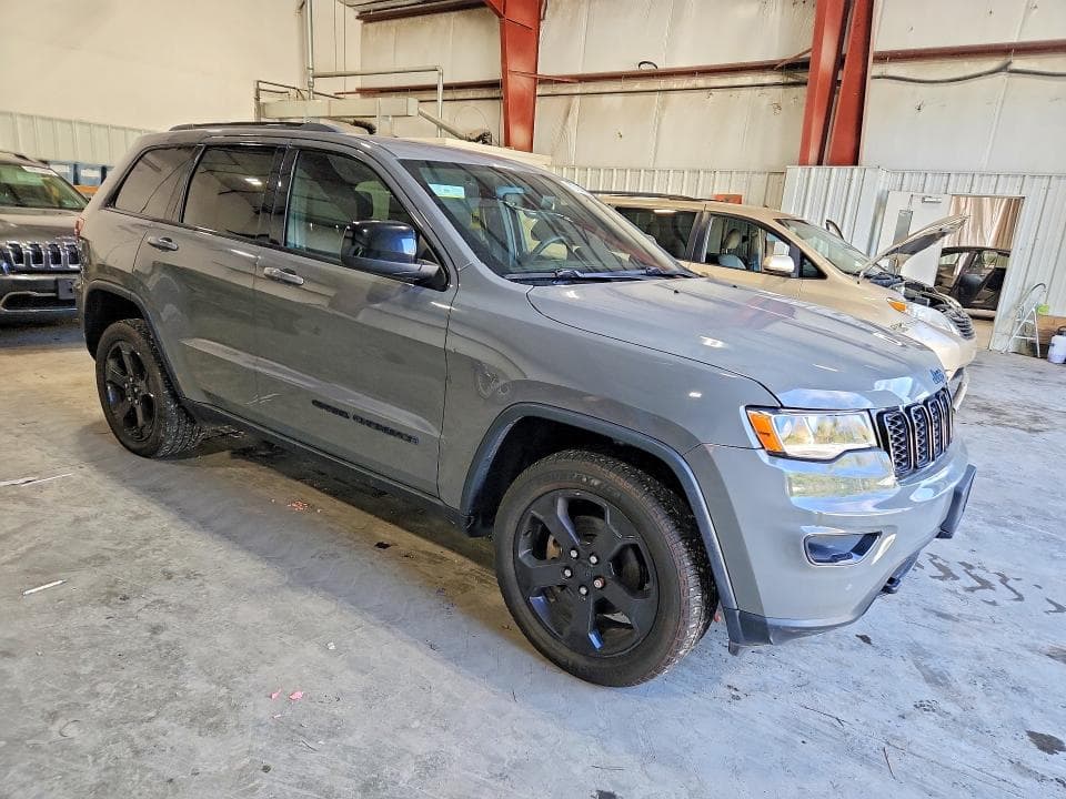 2019 JEEP GRAND CHEROKEE LAREDO 4