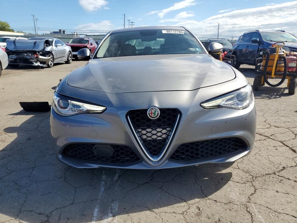 2018 ALFA ROMEO GIULIA 5