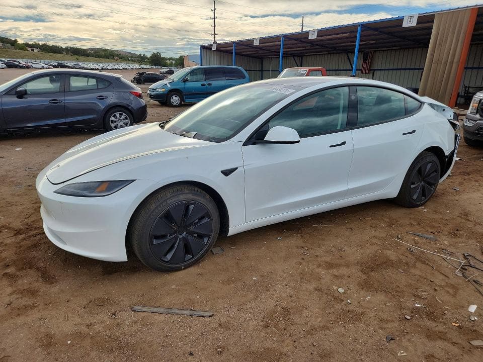2026 TESLA MODEL 3 - 1