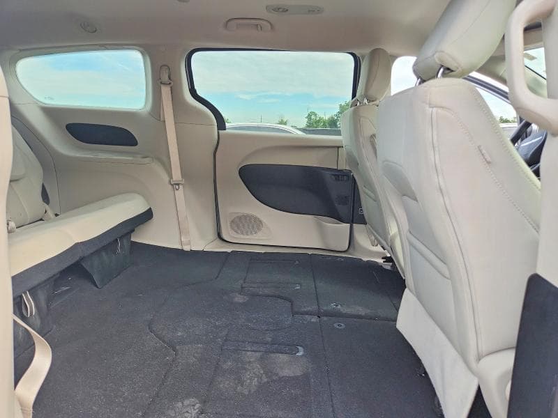 2017 CHRYSLER PACIFICA LX 11