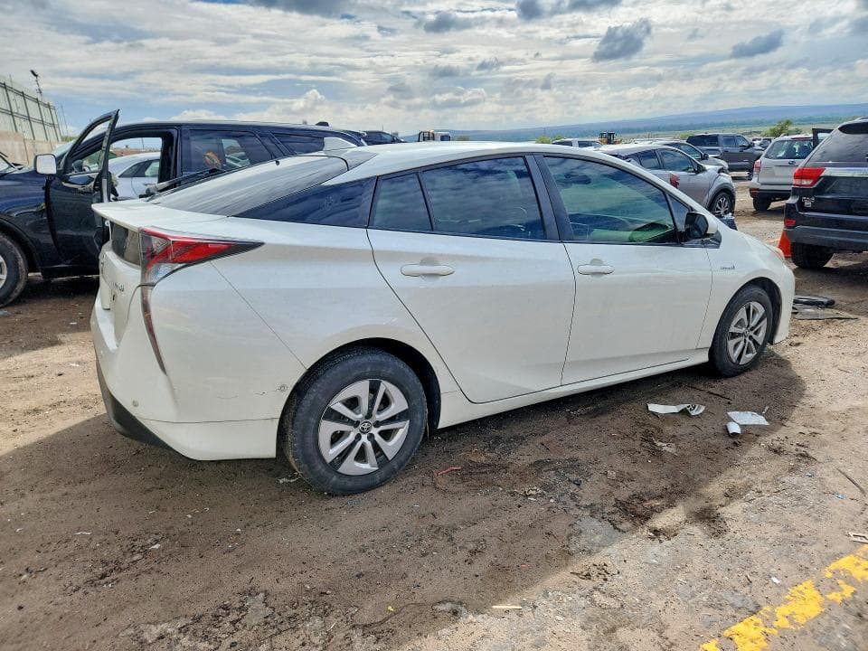 2017 TOYOTA PRIUS TWO 3