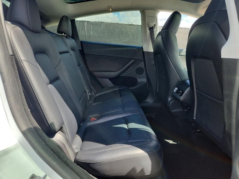 2023 TESLA MODEL Y 10