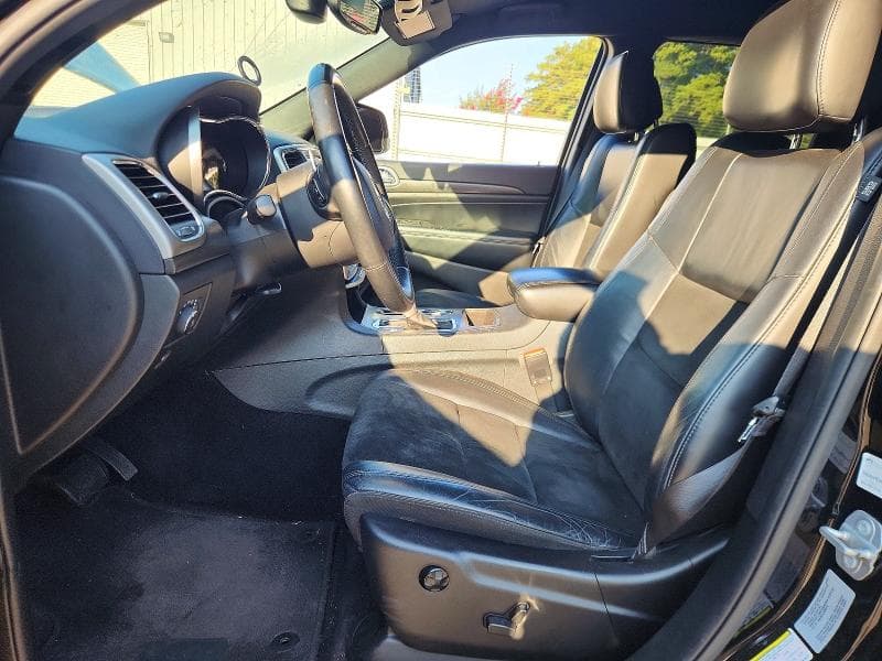 2017 JEEP GRAND CHEROKEE LAREDO 7