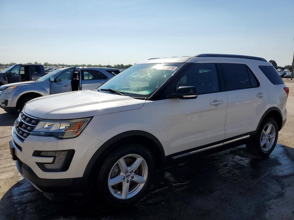 2017 FORD EXPLORER XLT - 1