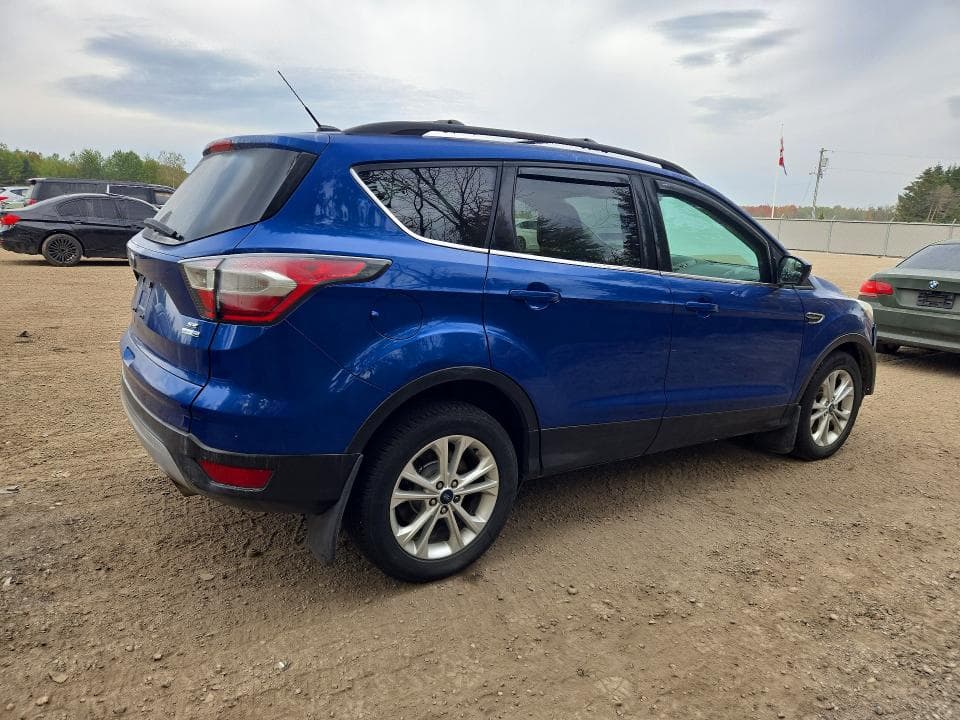 2017 FORD ESCAPE SE 3