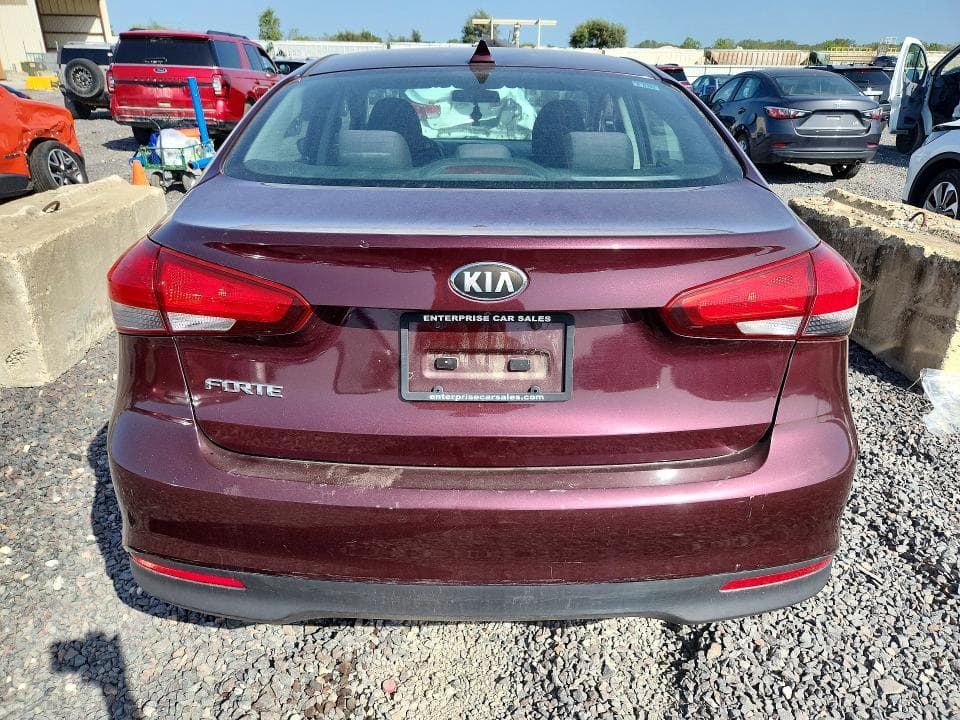 2018 KIA FORTE LX 6
