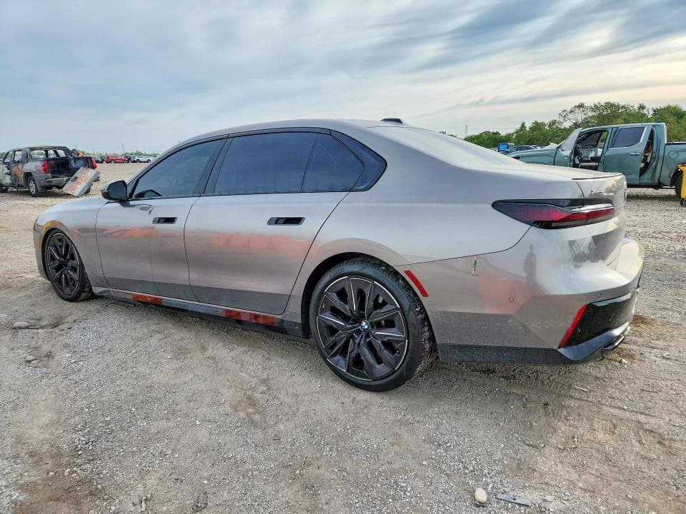 2023 BMW 760 XI 2