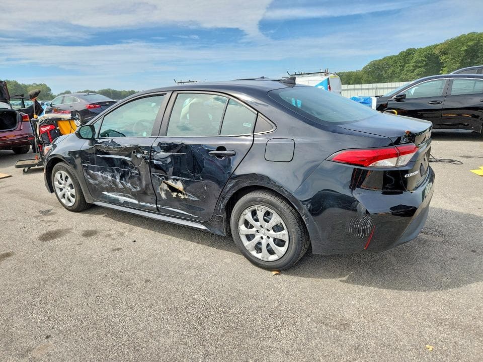 2024 TOYOTA COROLLA LE 2