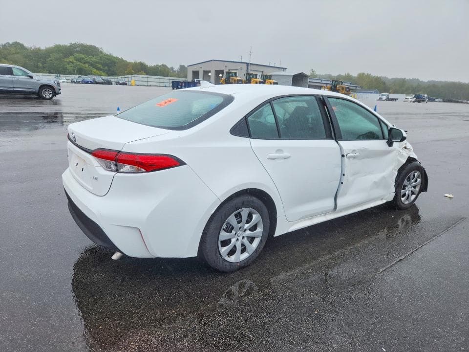 2026 TOYOTA COROLLA LE 3