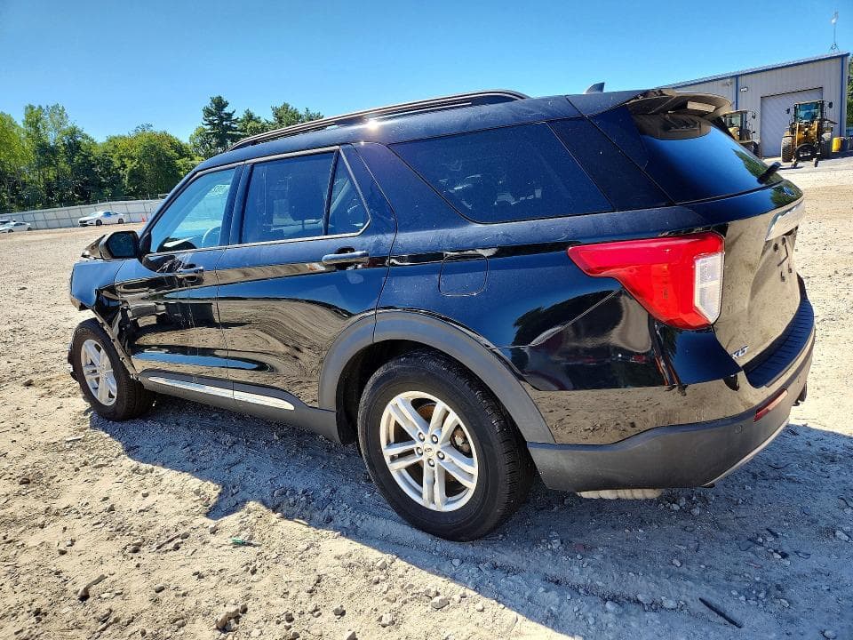 2021 FORD EXPLORER XLT 2