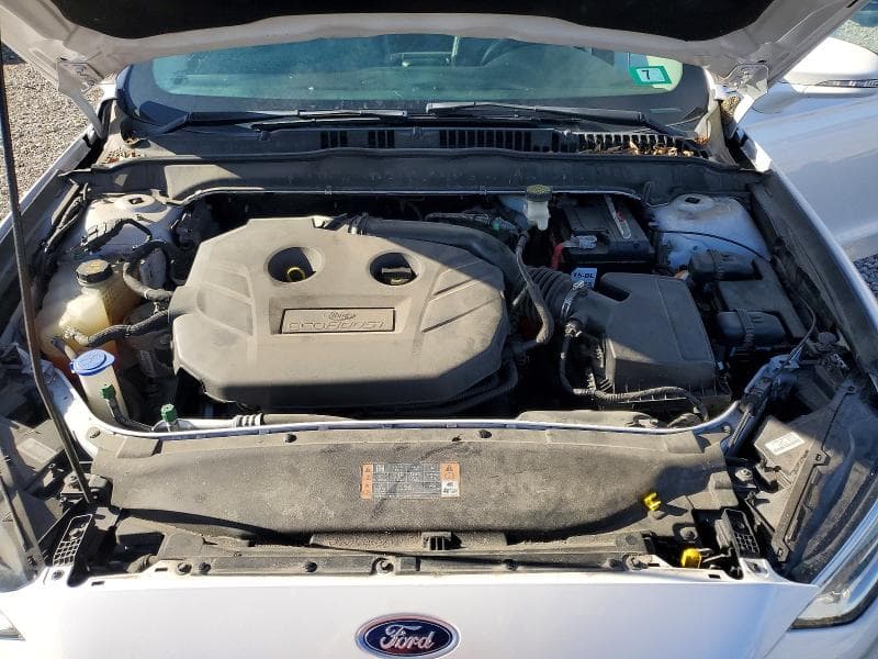 2017 FORD FUSION SE 11