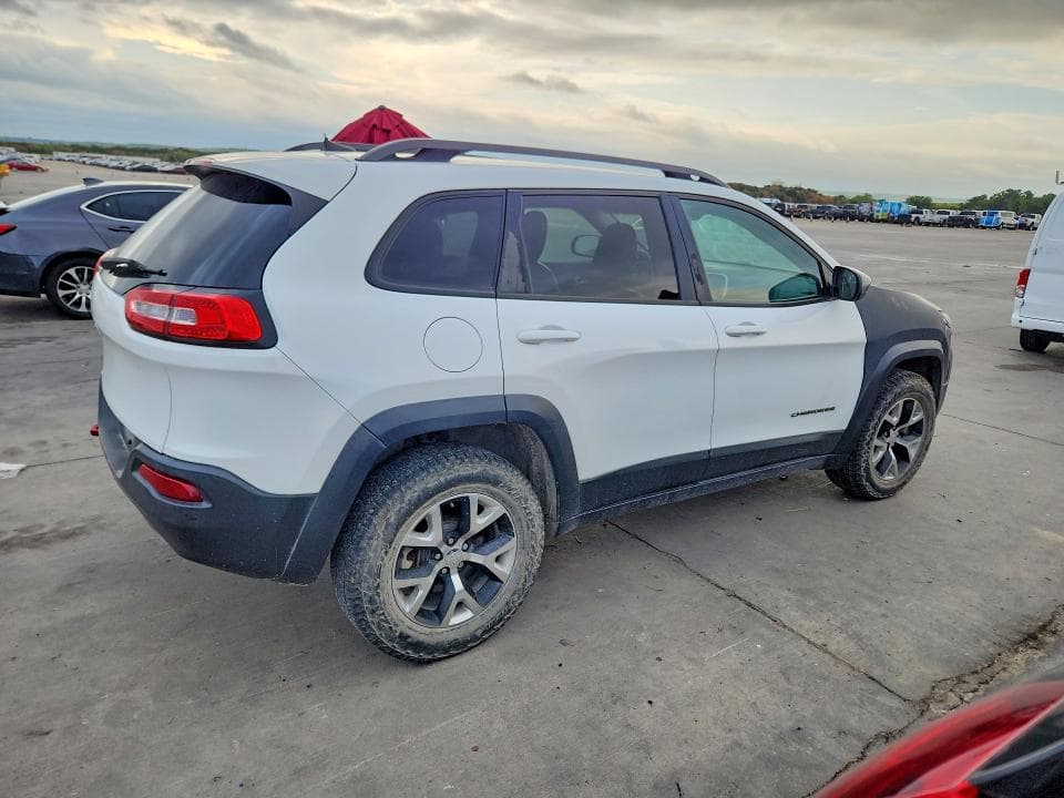 2017 JEEP CHEROKEE TRAILHAWK 3
