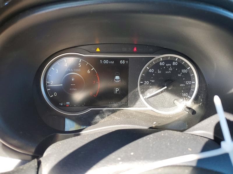 2019 NISSAN KICKS SR 9
