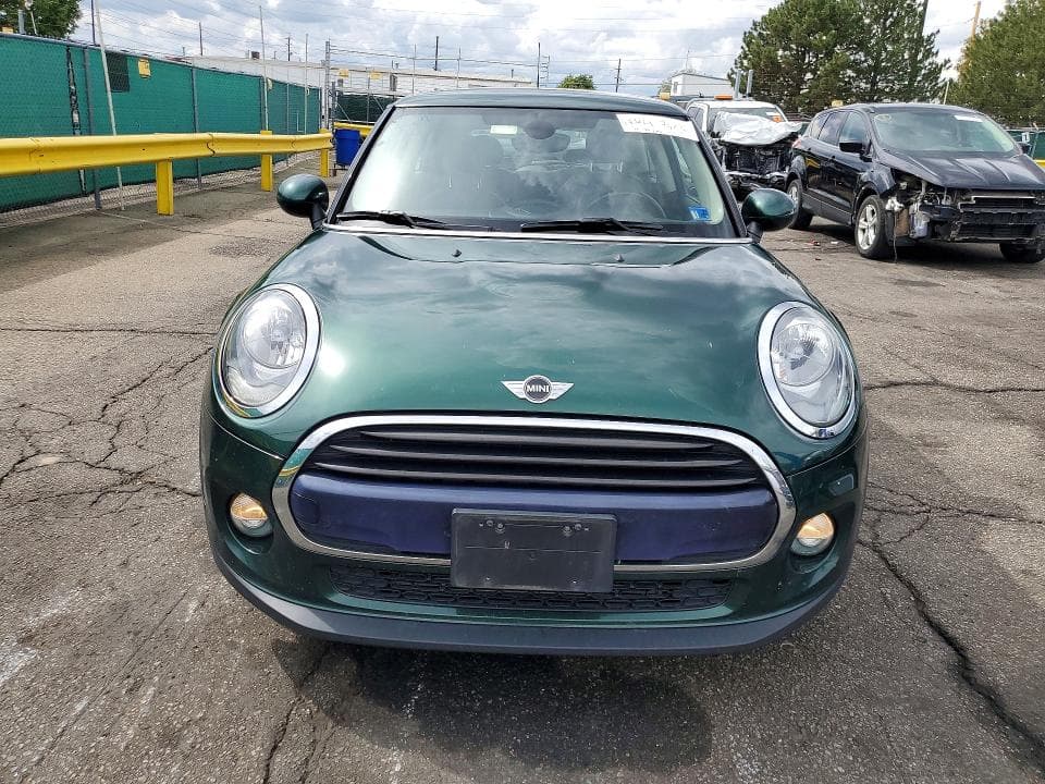 2018 MINI COOPER 5