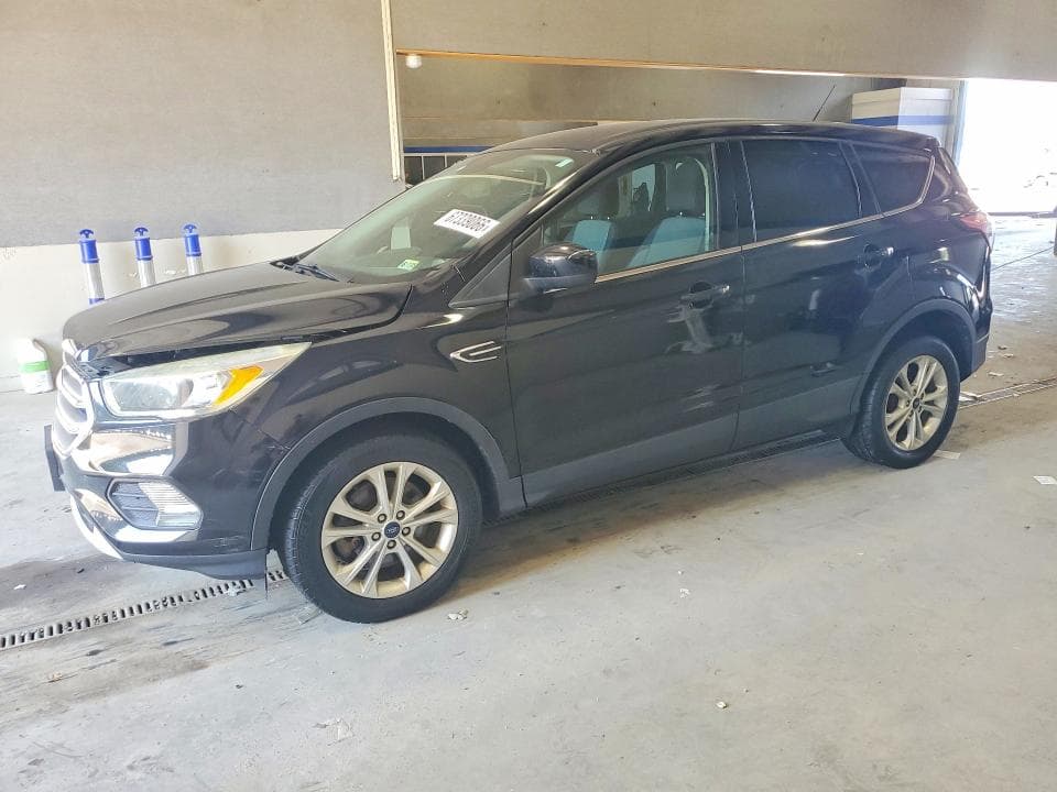 2017 FORD ESCAPE SE - 1