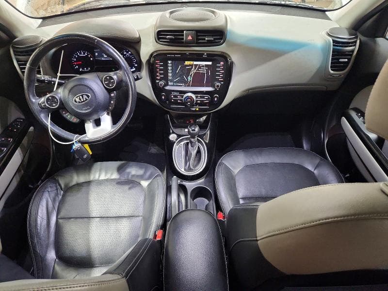 2017 KIA SOUL + 8