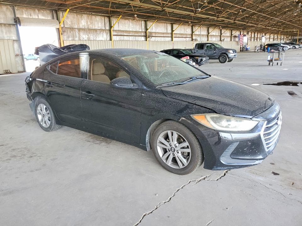 2017 HYUNDAI ELANTRA SE 4