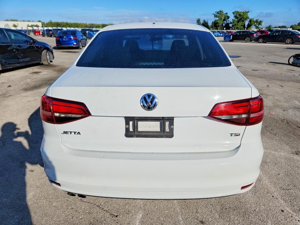 2018 VOLKSWAGEN JETTA S 6
